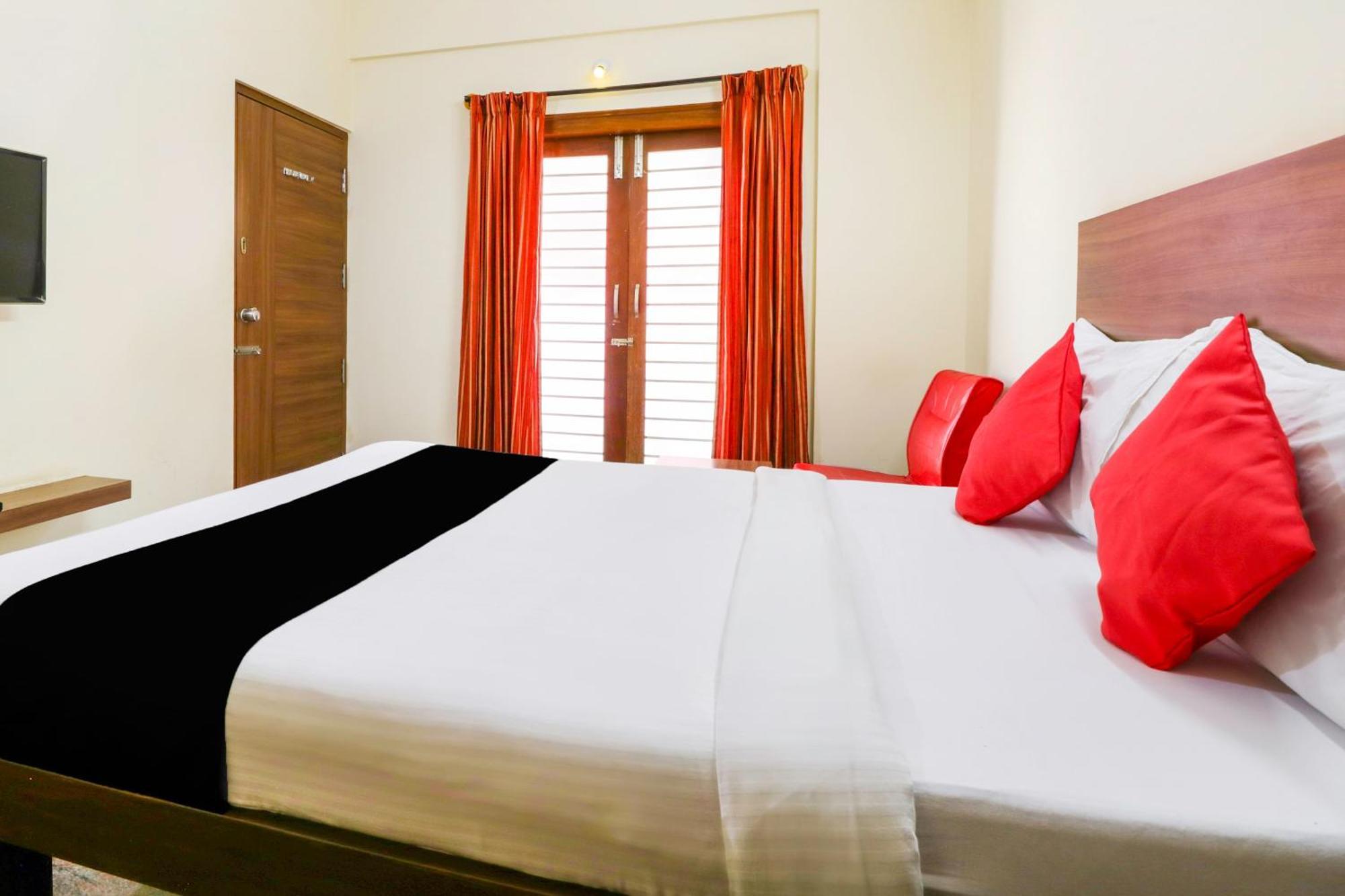 Hotel O Champion Comfort Near Hosahalli Metro Station Bangalore Extérieur photo