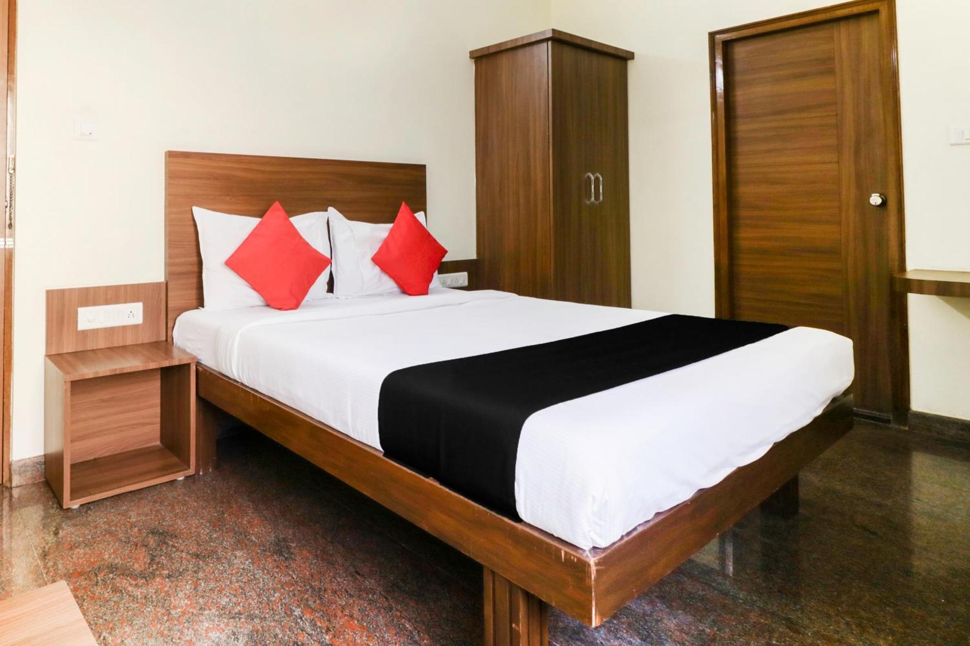 Hotel O Champion Comfort Near Hosahalli Metro Station Bangalore Extérieur photo