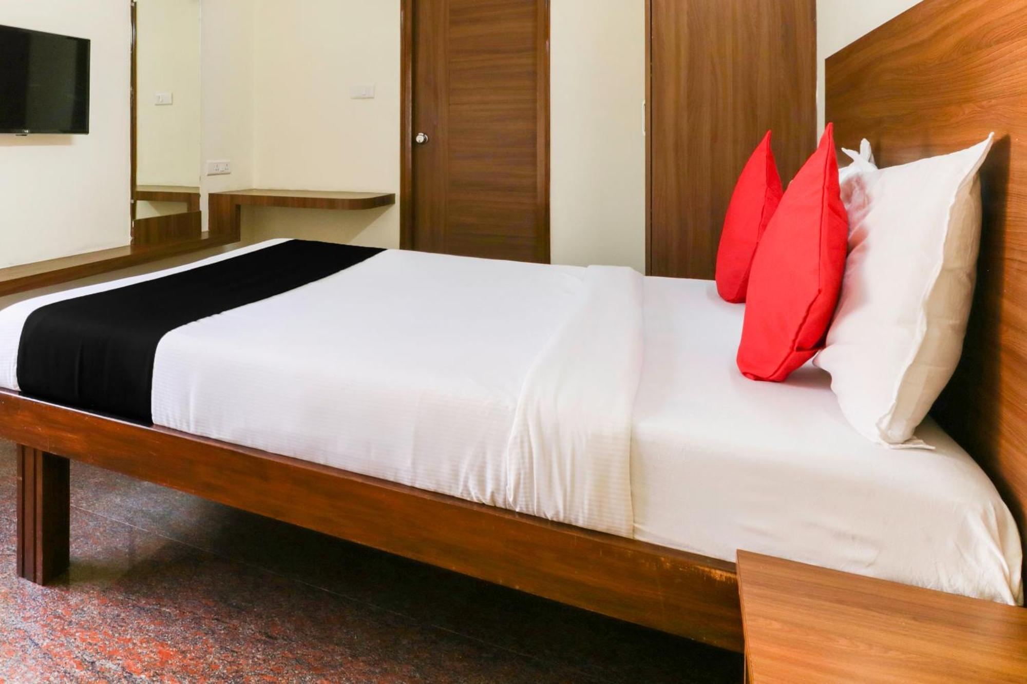 Hotel O Champion Comfort Near Hosahalli Metro Station Bangalore Extérieur photo