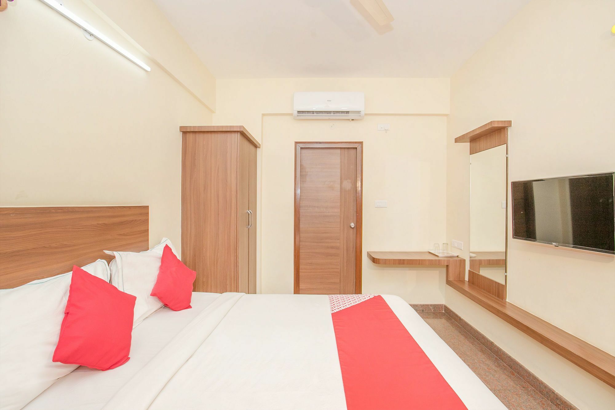 Hotel O Champion Comfort Near Hosahalli Metro Station Bangalore Extérieur photo