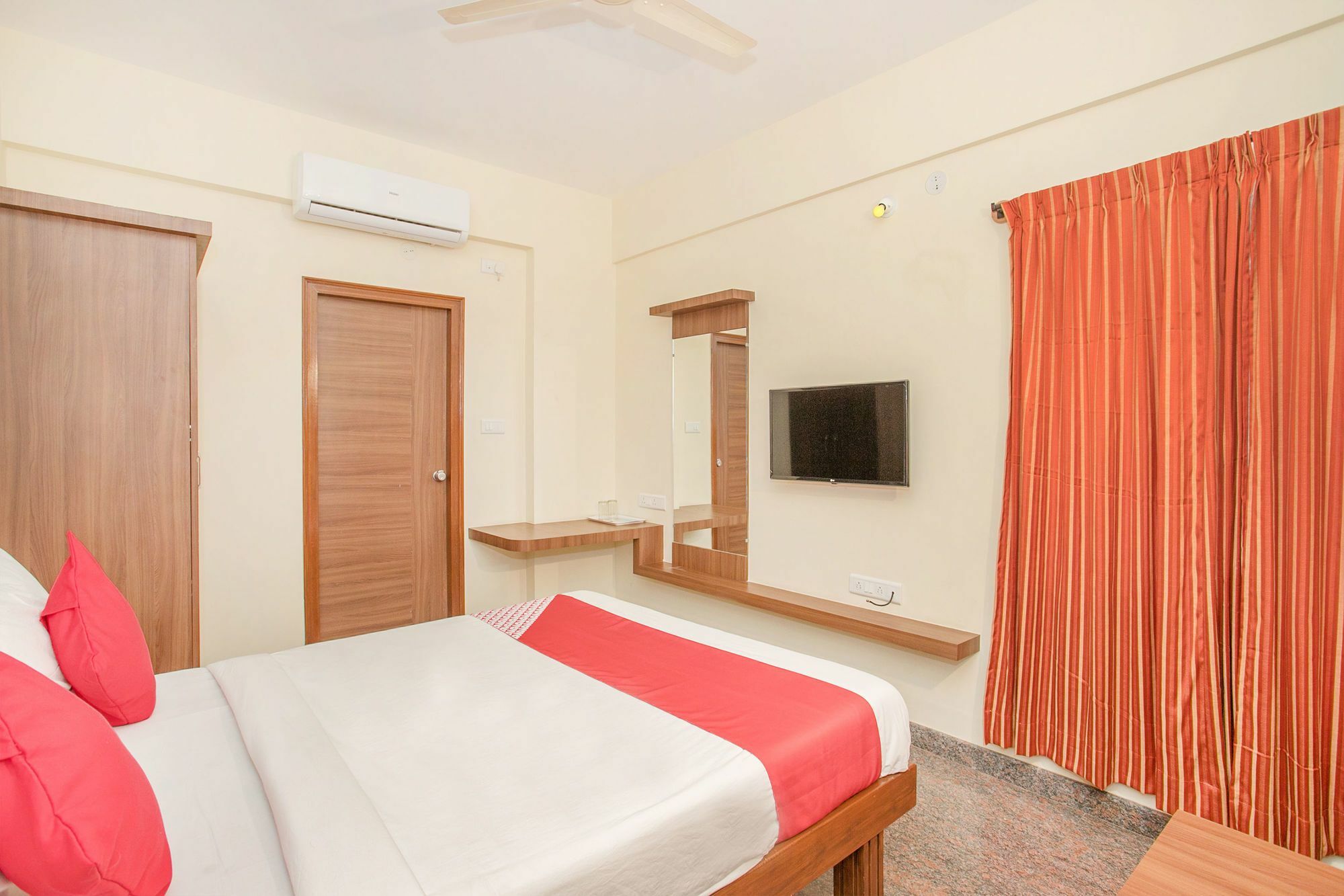 Hotel O Champion Comfort Near Hosahalli Metro Station Bangalore Extérieur photo